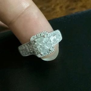 1.14 CT  Diamond Ring size 7 14Karat White Gold